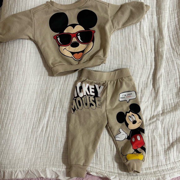 Disney Other - disney babyboy matching set
